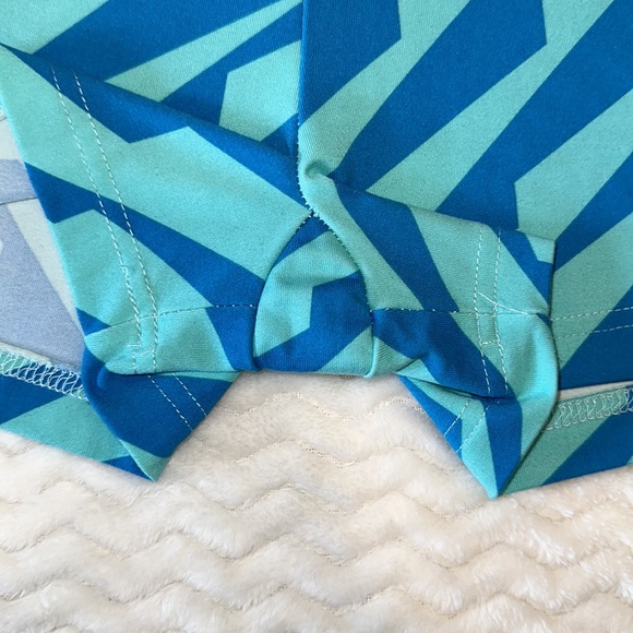 Marika Tek Blue and Teal Stretch Short Athletic Workout Shorts Size Large - Picture 8 of 11